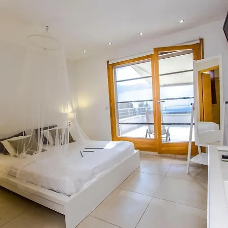 Catalunya Casas Modern Magnificence , Only A Few Km To The Beach! Villa